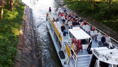 Beautiful Canal Route sightseeing tour